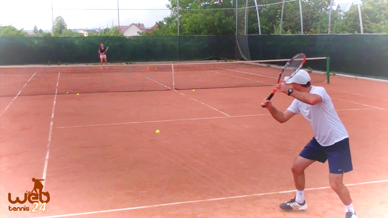 singles tennis game