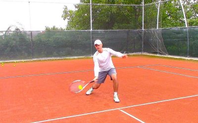 How to Hit a Perfect Half-Volley: A Step-by-Step Tennis Lesson
