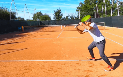 One-Handed Backhand: Solo Tennis Lesson with a Ball Machine