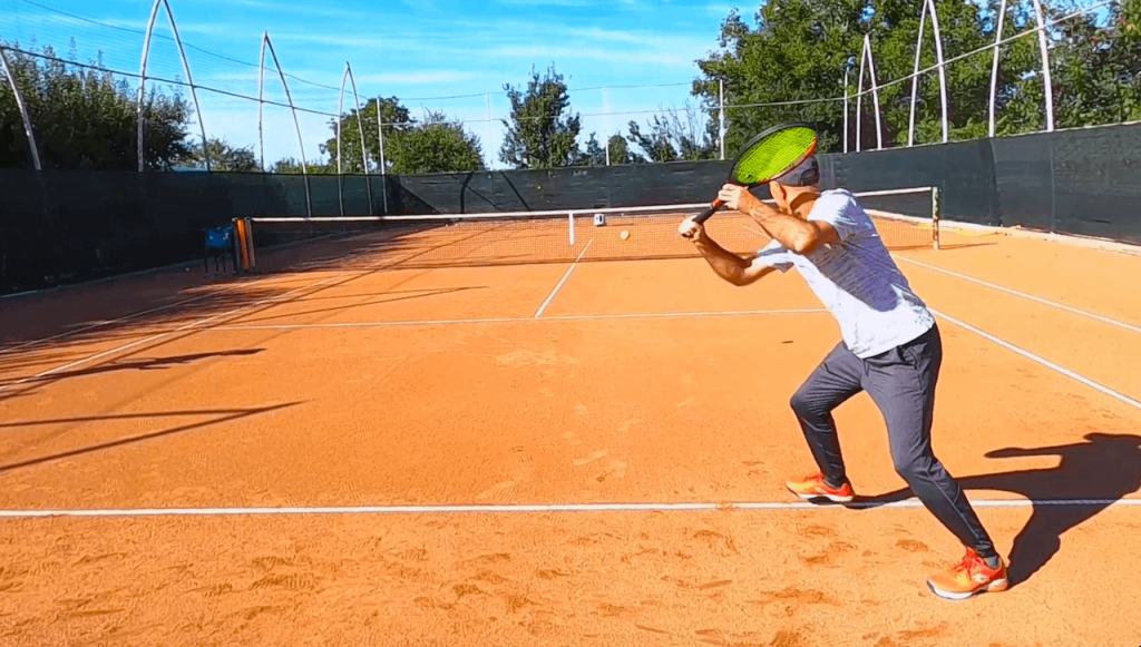 One-Handed Backhand: Solo Tennis Lesson with a Ball Machine